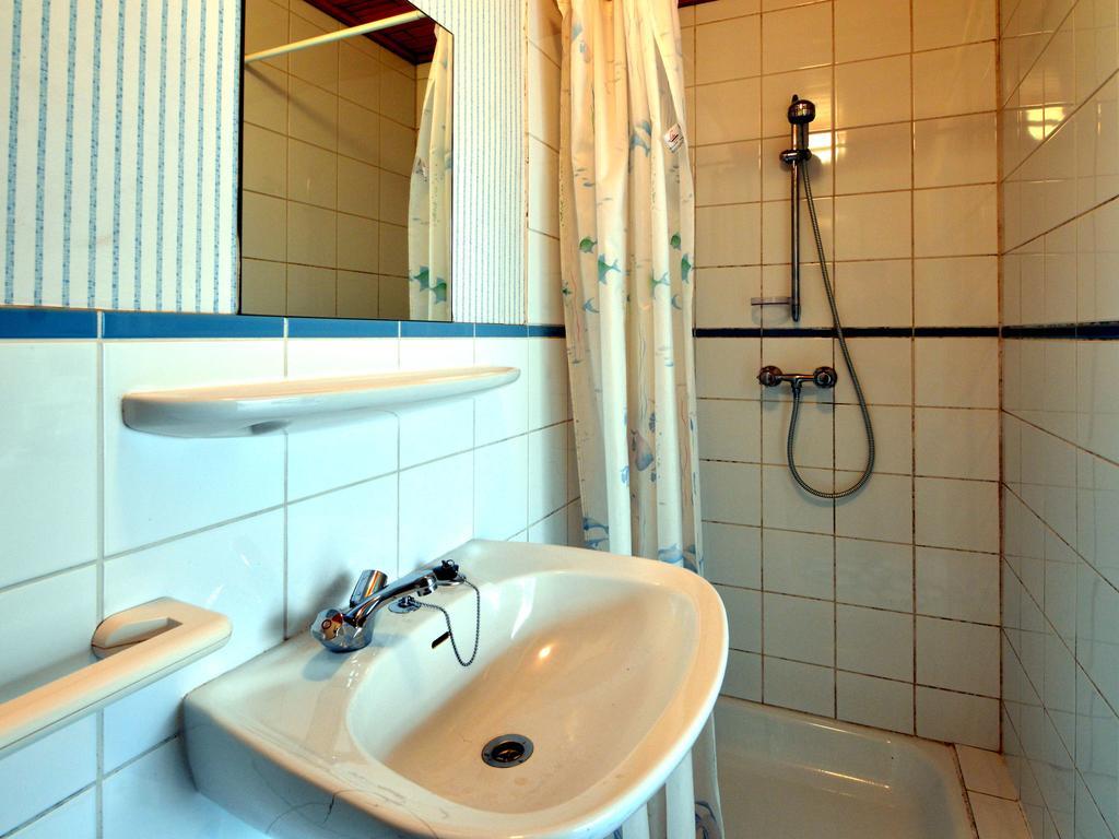 Furnished Bungalow In Monceau En Ardenne With Garden Barbecue Oizy Ngoại thất bức ảnh